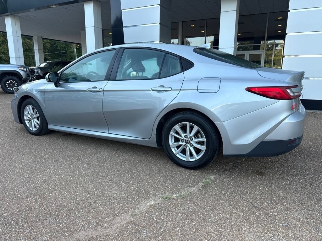Used 2025 Toyota Camry LE