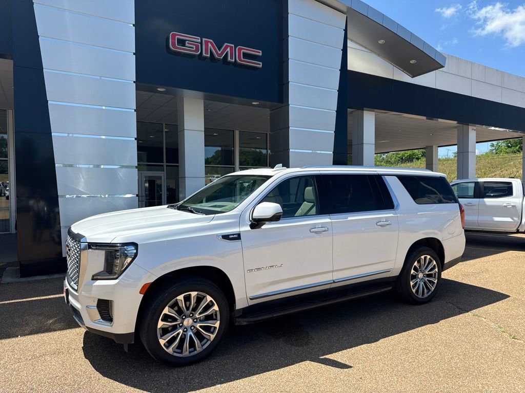 Used 2021 GMC Yukon XL Denali SUV