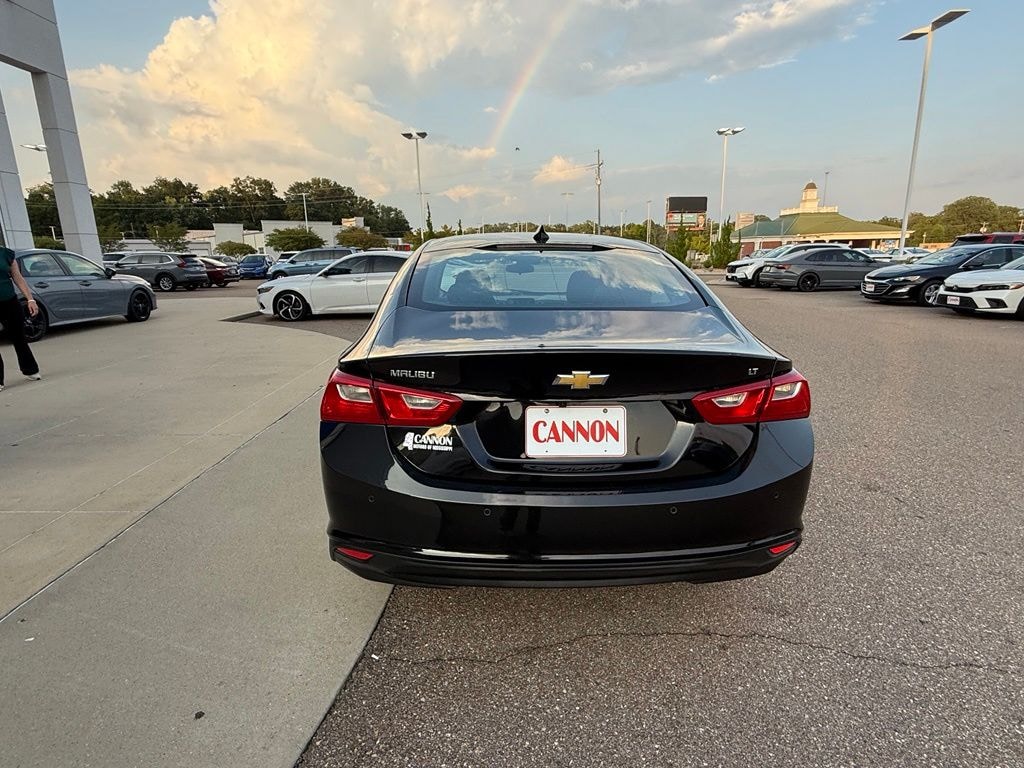 Used 2025 Chevrolet Malibu LT Sedan