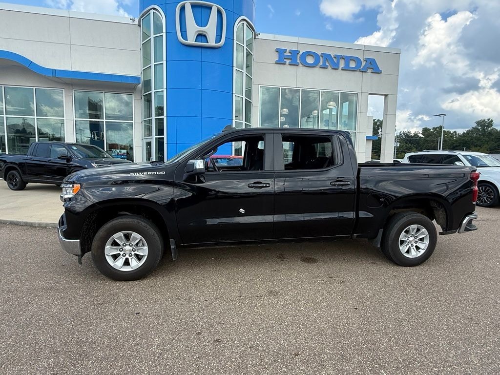 Used 2025 Chevrolet Silverado 1500 LT Truck