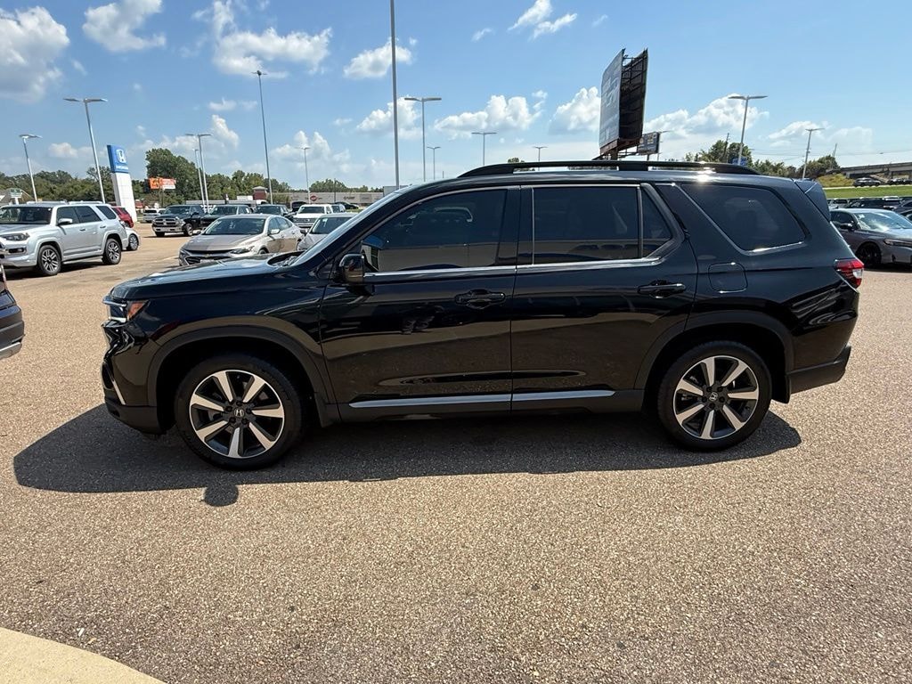 Used 2024 Honda Pilot Touring SUV