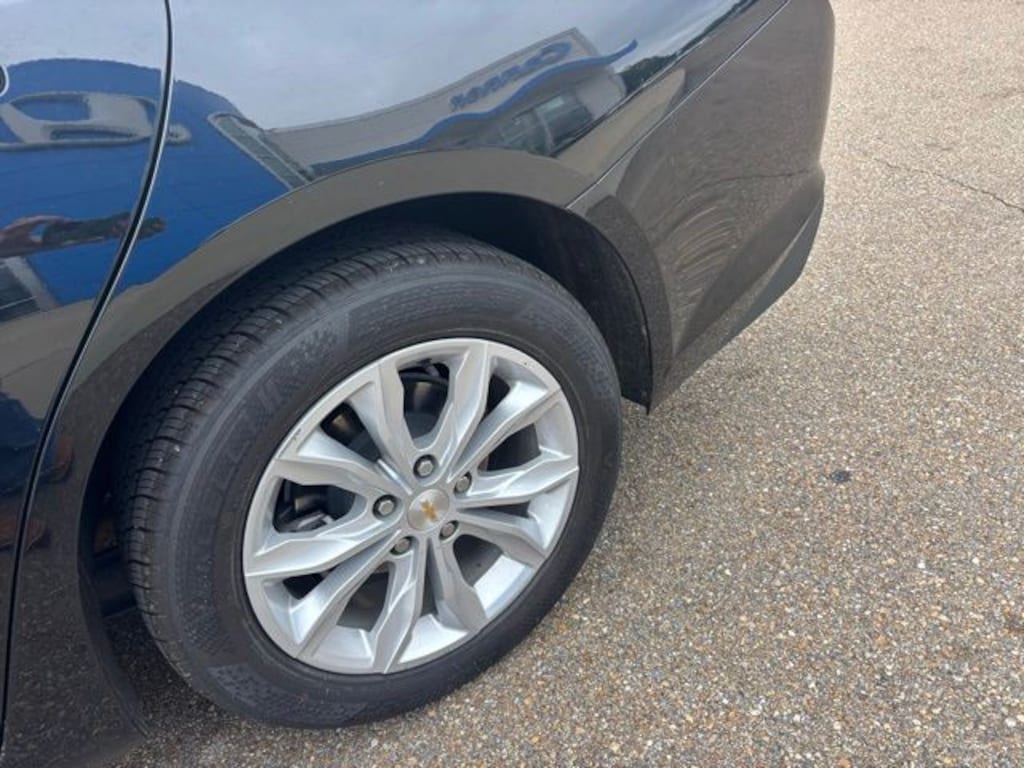 Used 2025 Chevrolet Malibu LT Sedan