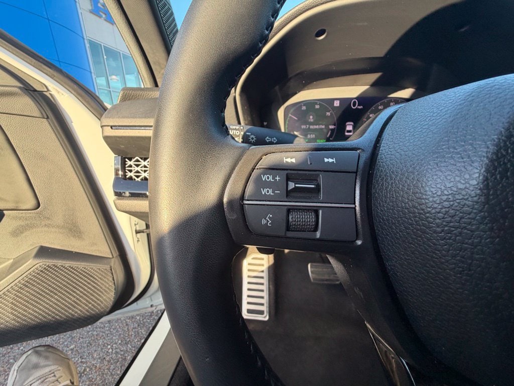 2025 Honda Accord Hybrid Sport-L - Photo 17