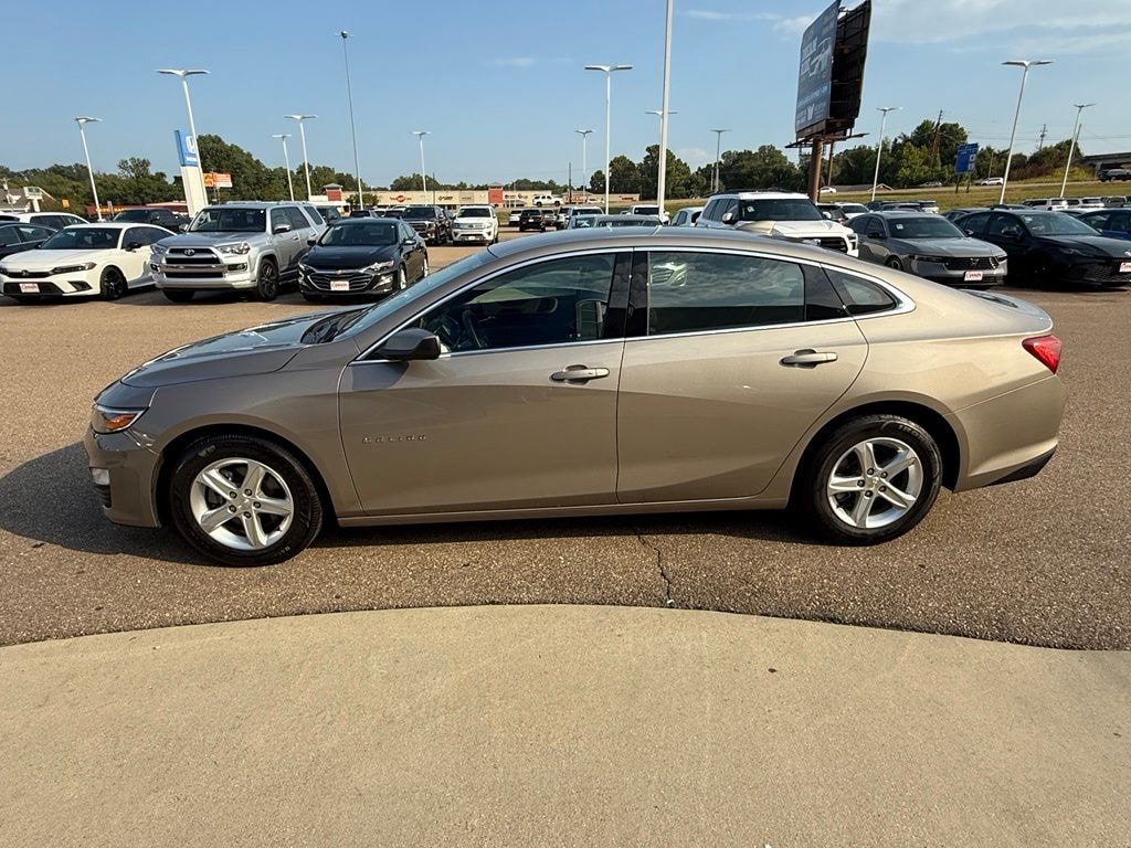 Used 2024 Chevrolet Malibu LT Sedan