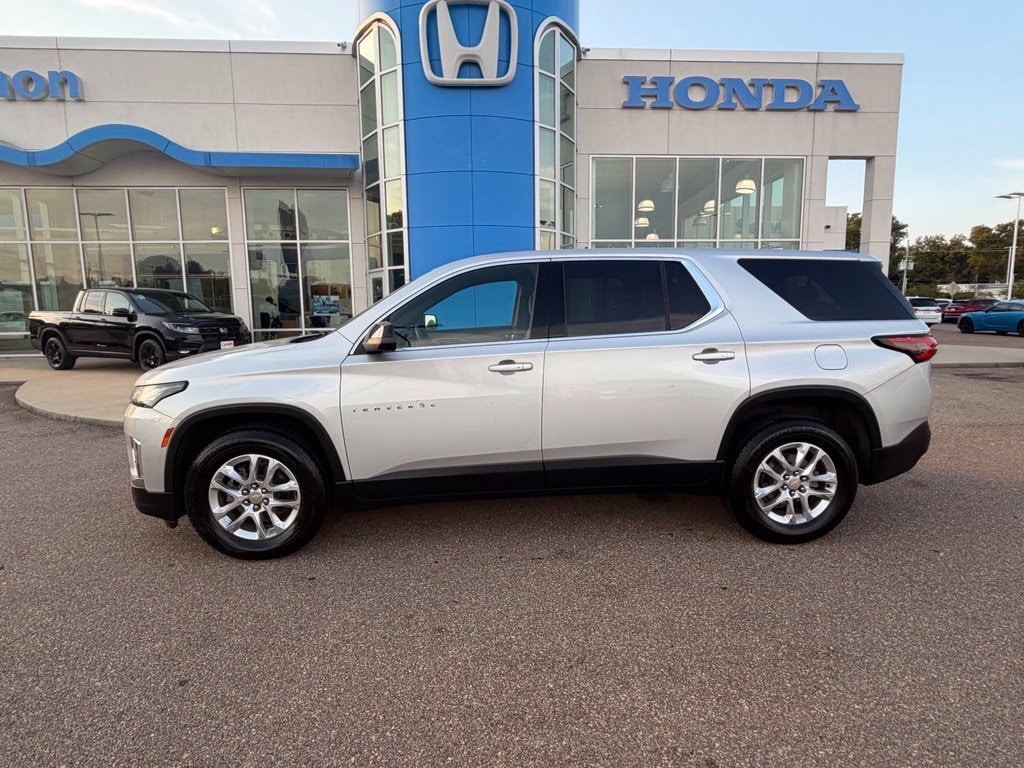 Used 2022 Chevrolet Traverse LS SUV