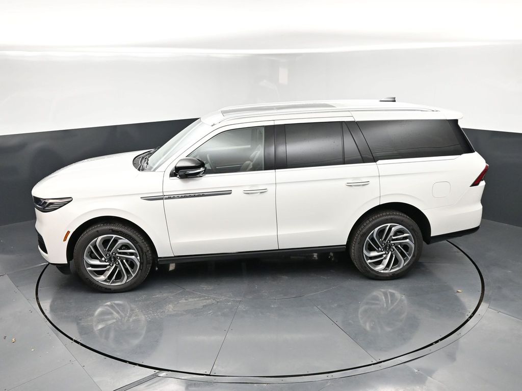 2027 Lincoln Navigator Reserve - Photo 24