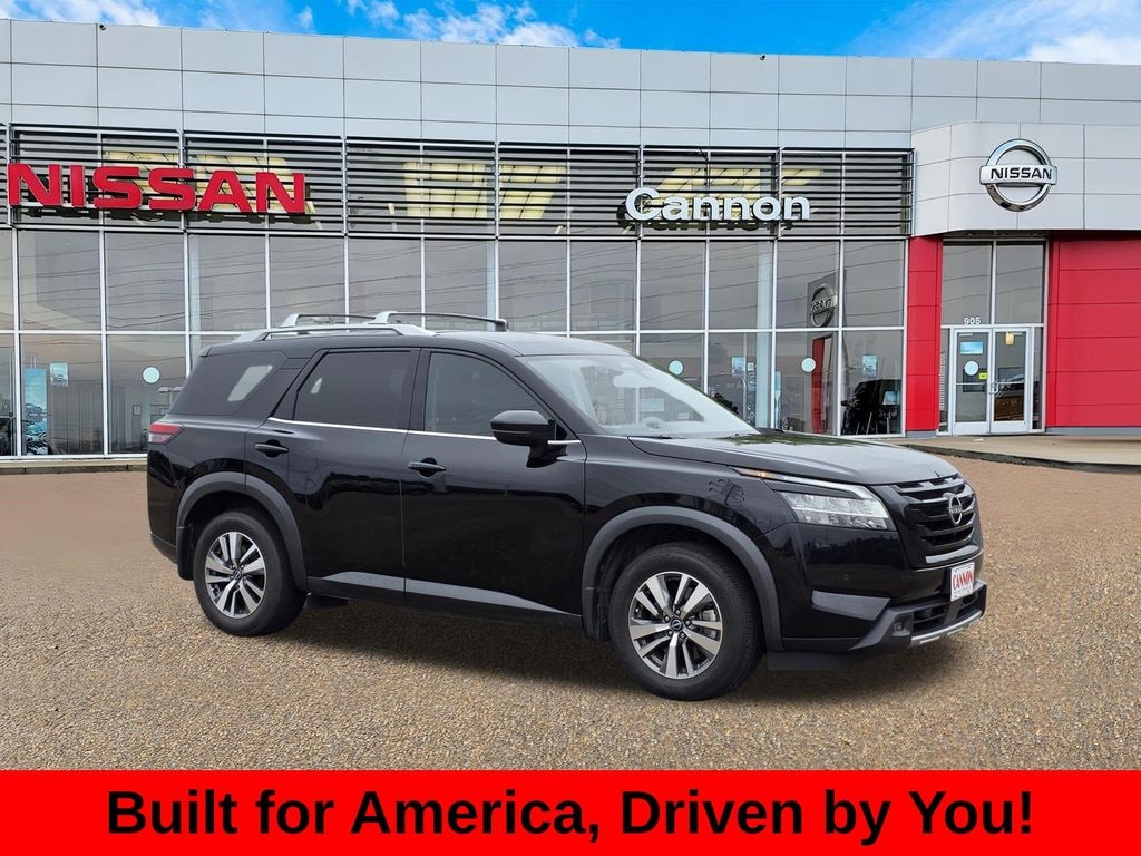 Used 2023 Nissan Pathfinder SL SUV
