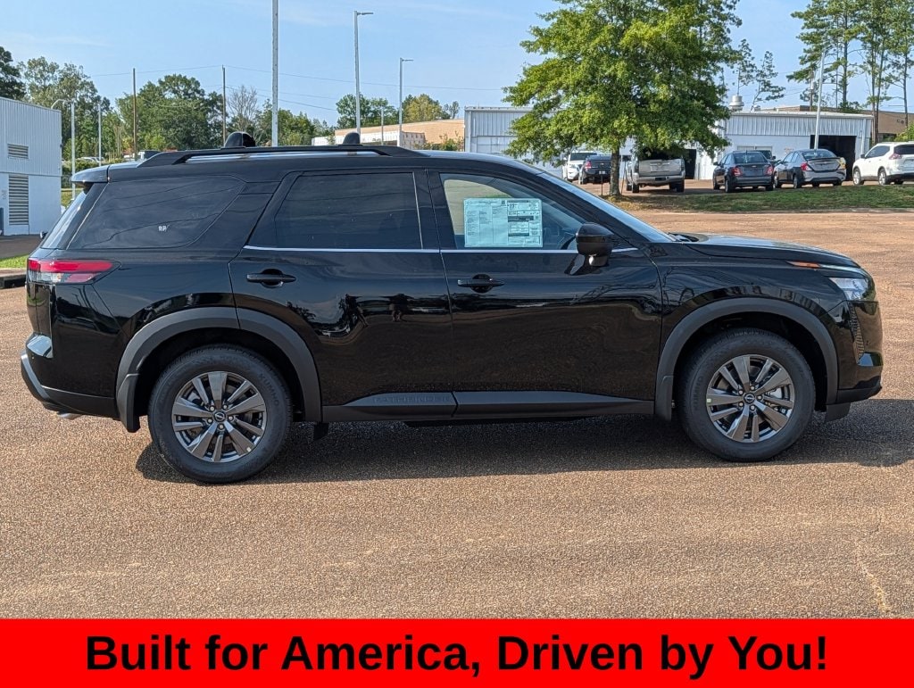 New 2026 Nissan Pathfinder SV SUV