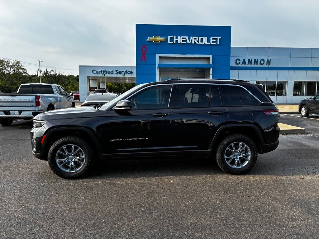 Used 2023 Jeep Grand Cherokee Limited SUV
