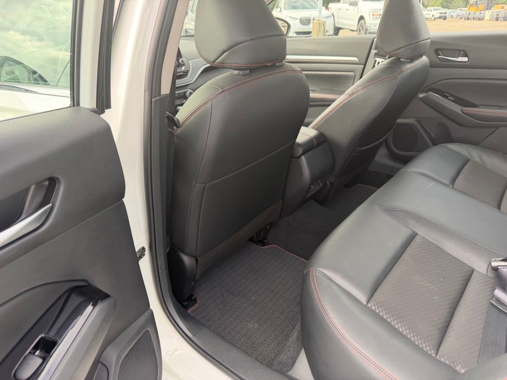 2024 Nissan Altima SR - Photo 15