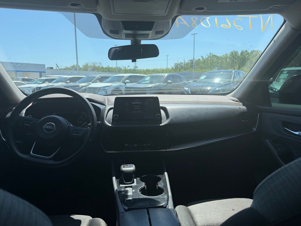 2022 Nissan Rogue SV - Photo 12