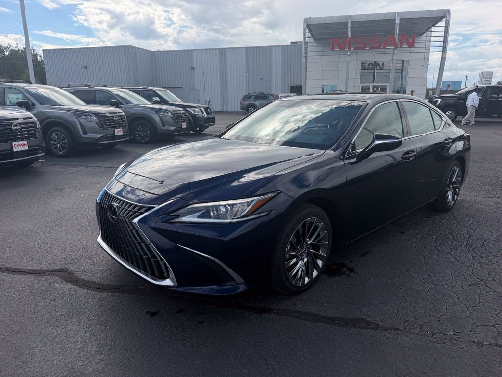 Used 2024 Lexus ES 350 Luxury Sedan