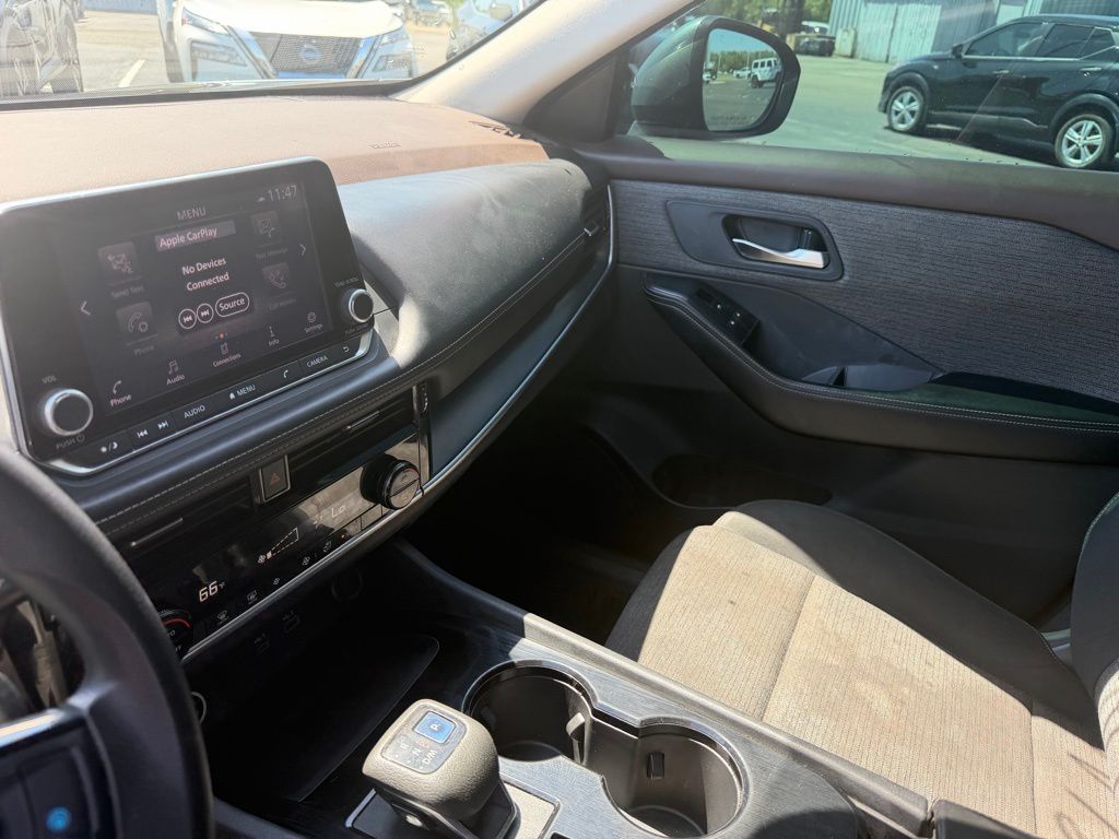 2022 Nissan Rogue SV - Photo 19