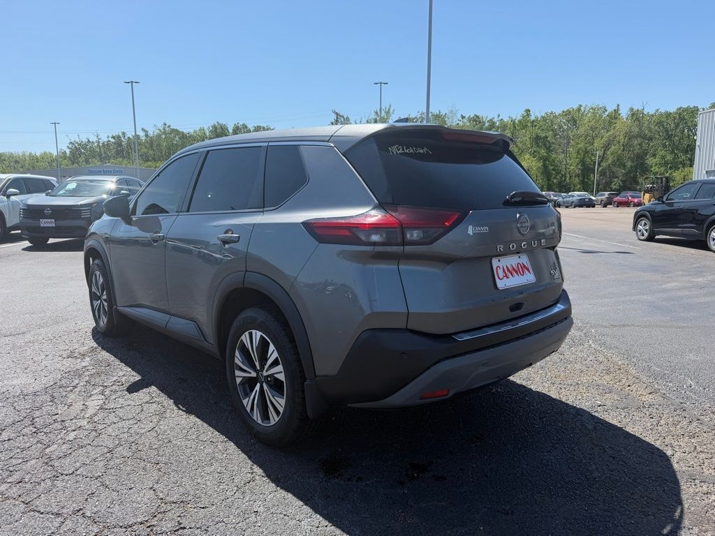 Used 2022 Nissan Rogue SV SUV