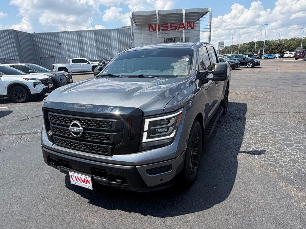 2024 Nissan Titan