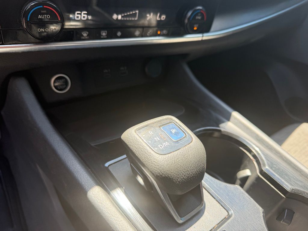 2022 Nissan Rogue SV - Photo 24