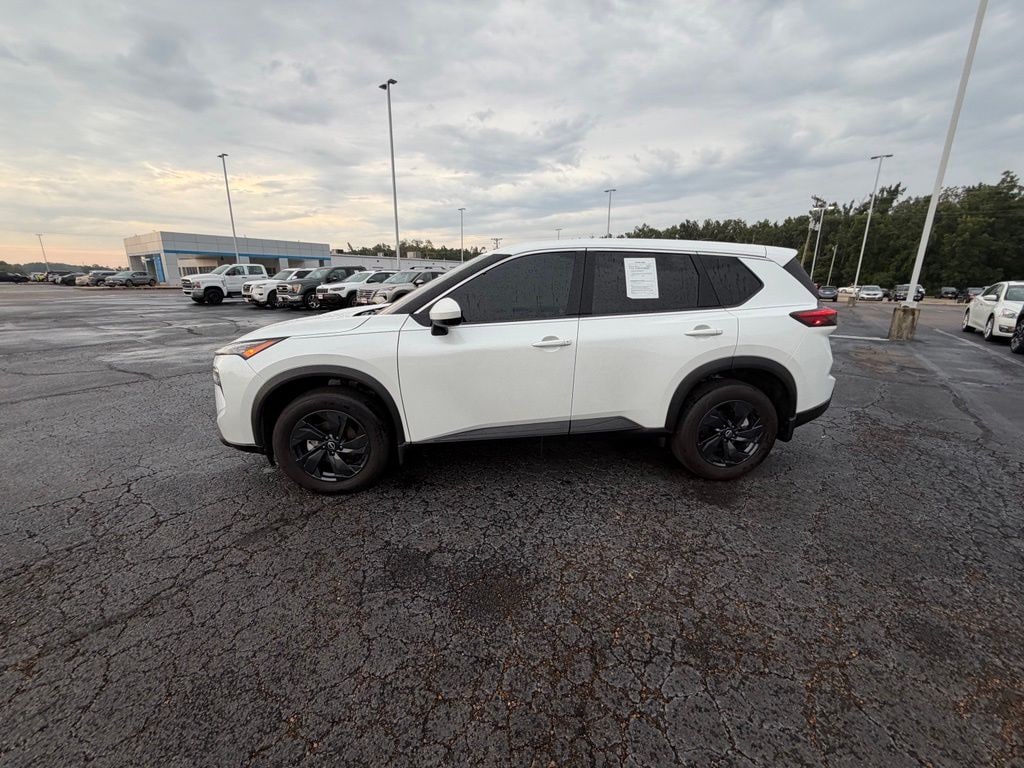 Used 2026 Nissan Rogue SV SUV