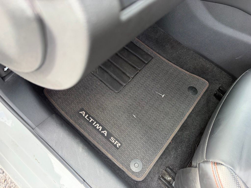 2024 Nissan Altima SR - Photo 29