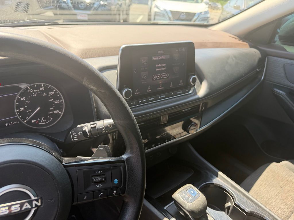 2022 Nissan Rogue SV - Photo 18
