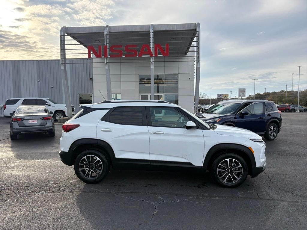 Used 2024 Chevrolet Trailblazer LT SUV