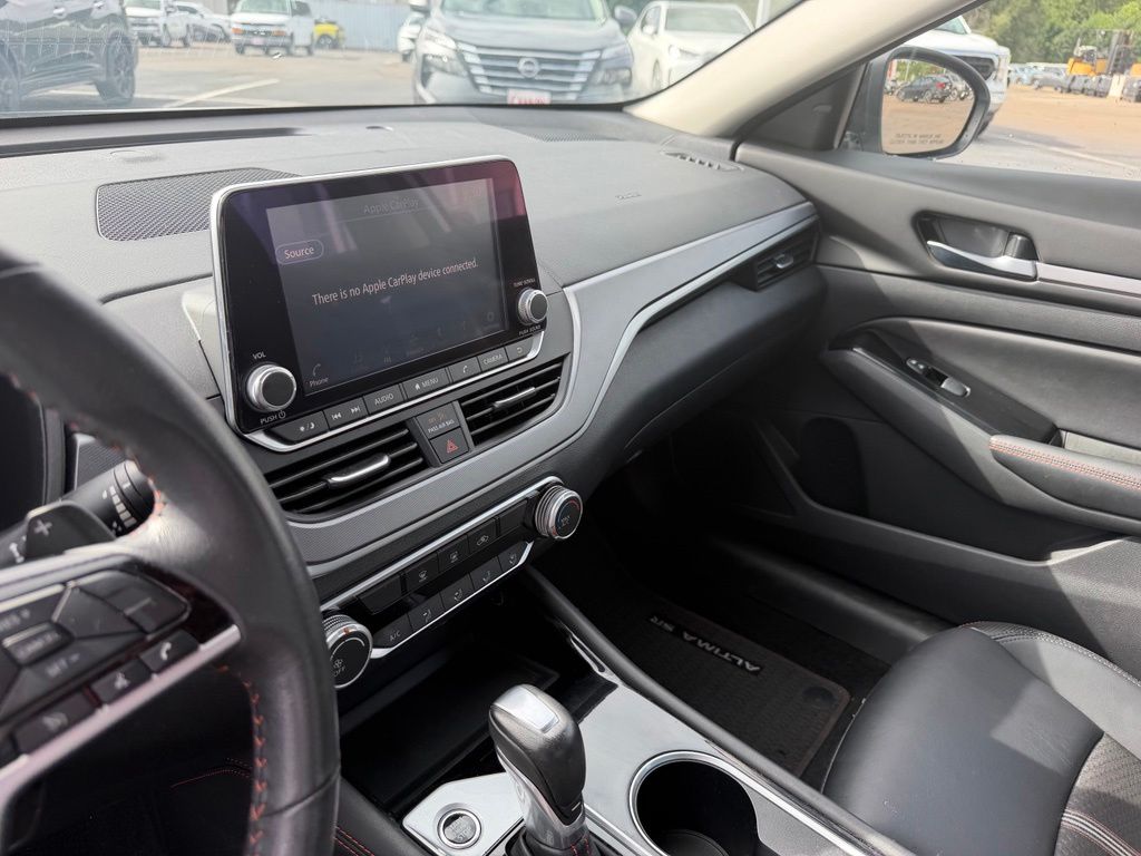 2024 Nissan Altima SR - Photo 28