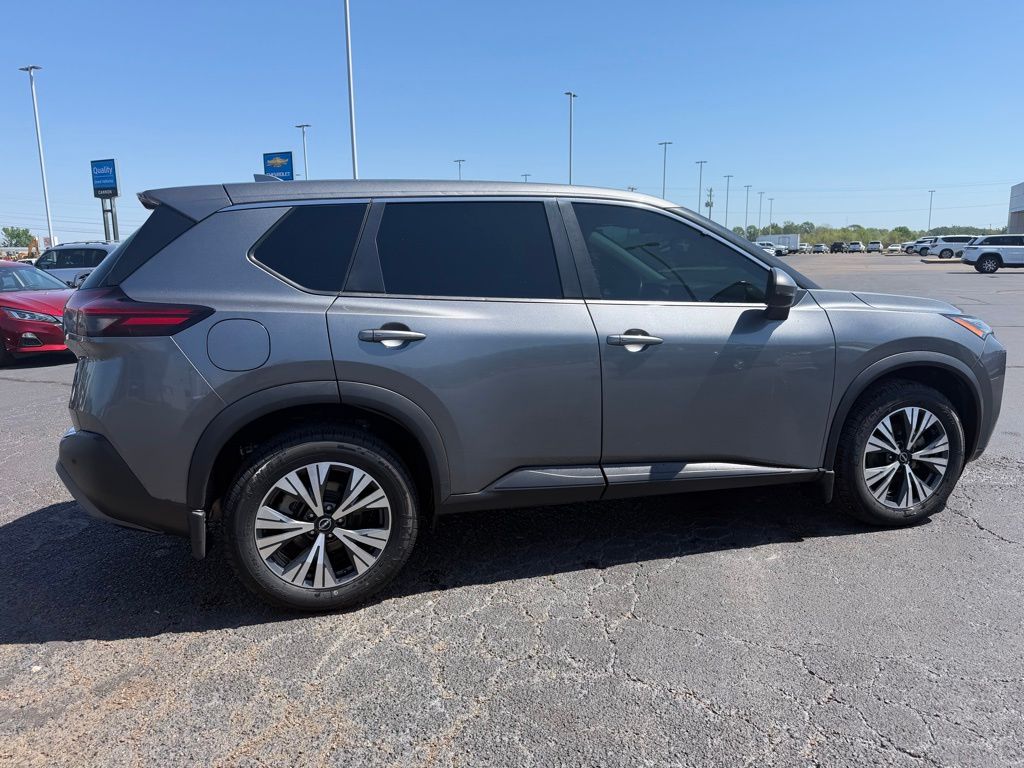 2022 Nissan Rogue SV - Photo 6