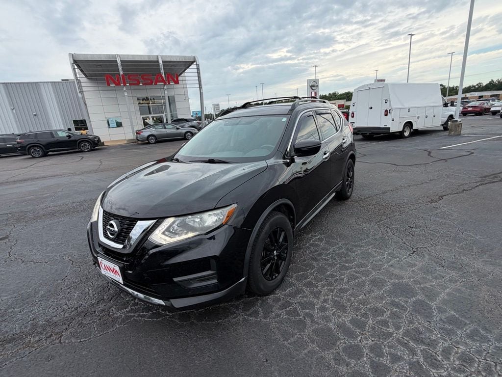 Used 2017 Nissan Rogue SV SUV