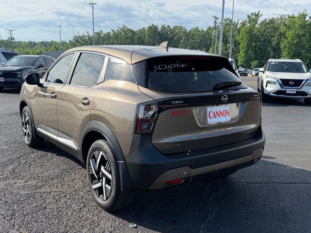 Used 2025 Nissan Kicks SV SUV