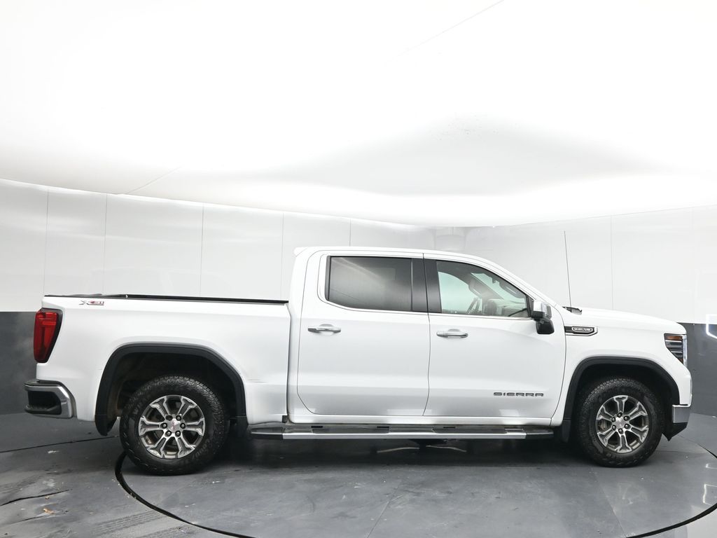 2023 GMC Sierra 1500 SLT - Photo 7