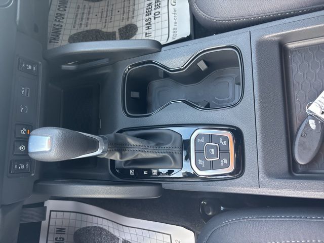 2026 Nissan Frontier SV - Photo 22