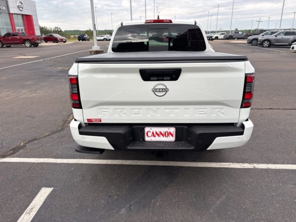 New 2026 Nissan Frontier SV Truck Crew Cab