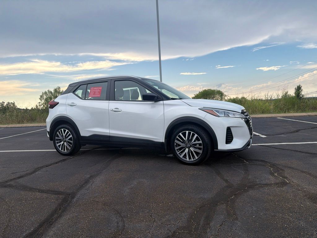 Used 2023 Nissan Kicks SV SUV
