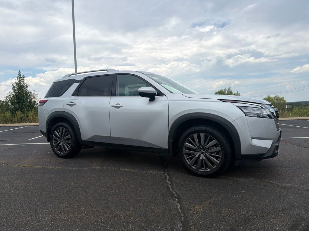 2022 Nissan Pathfinder