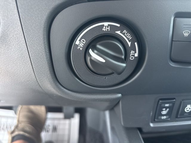 2026 Nissan Frontier SV - Photo 24