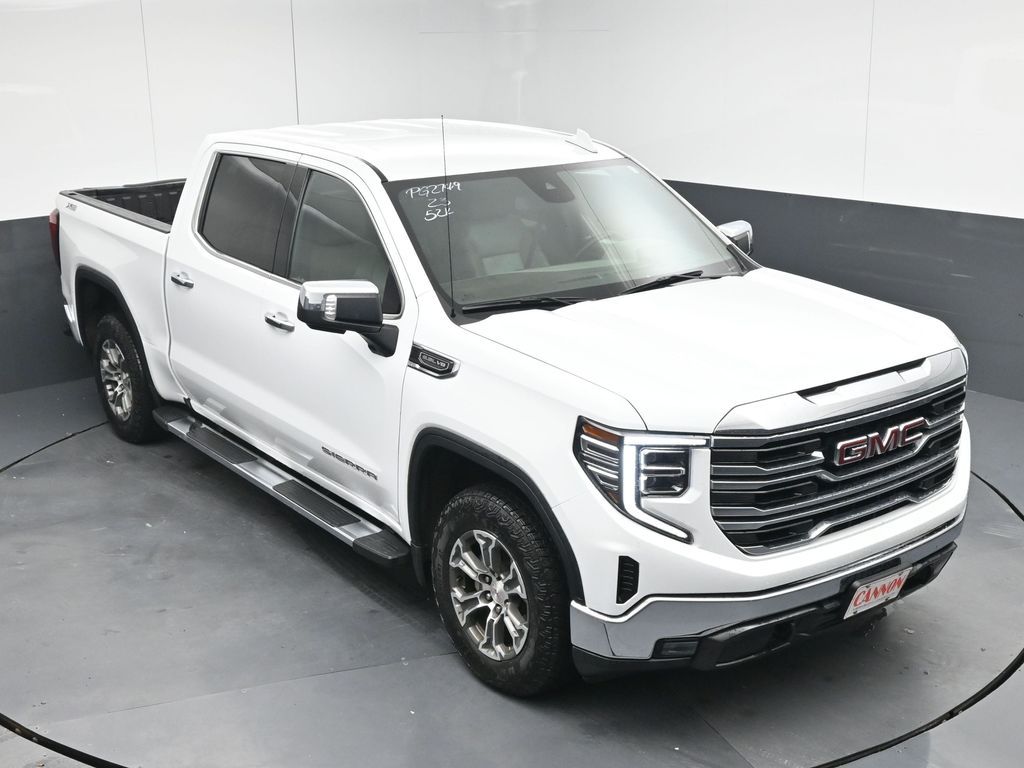 2023 GMC Sierra 1500 SLT - Photo 16