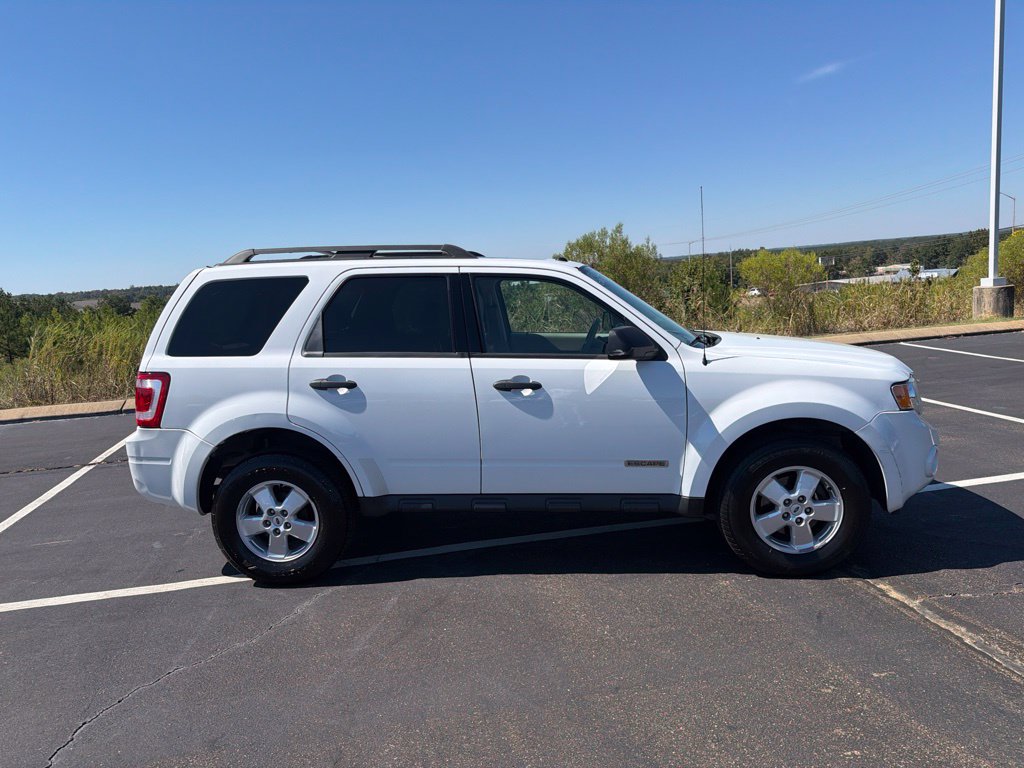 Used 2008 Ford Escape XLT with VIN 1FMCU93198KC33686 for sale in Grenada, MS