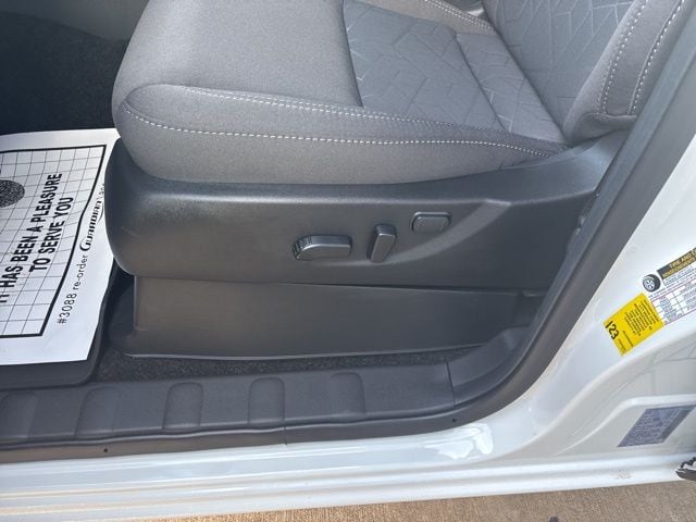 2026 Nissan Frontier SV - Photo 16