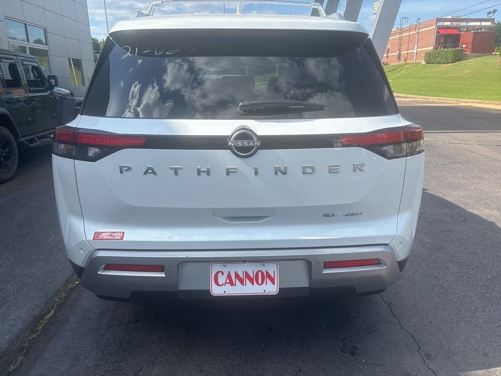 Certified 2025 Nissan Pathfinder SL SUV