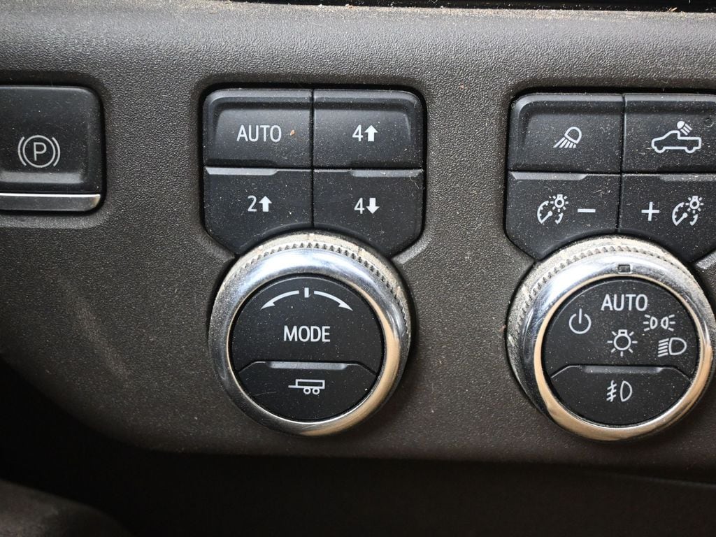 2023 GMC Sierra 1500 SLT - Photo 15