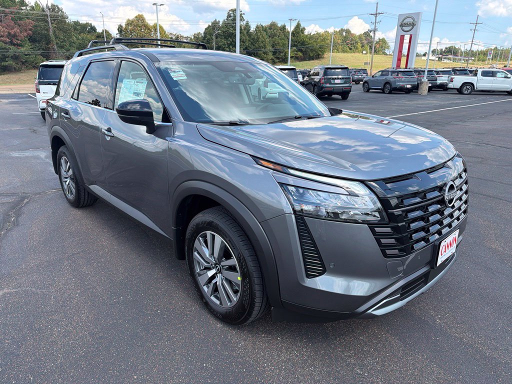 New 2026 Nissan Pathfinder SL SUV