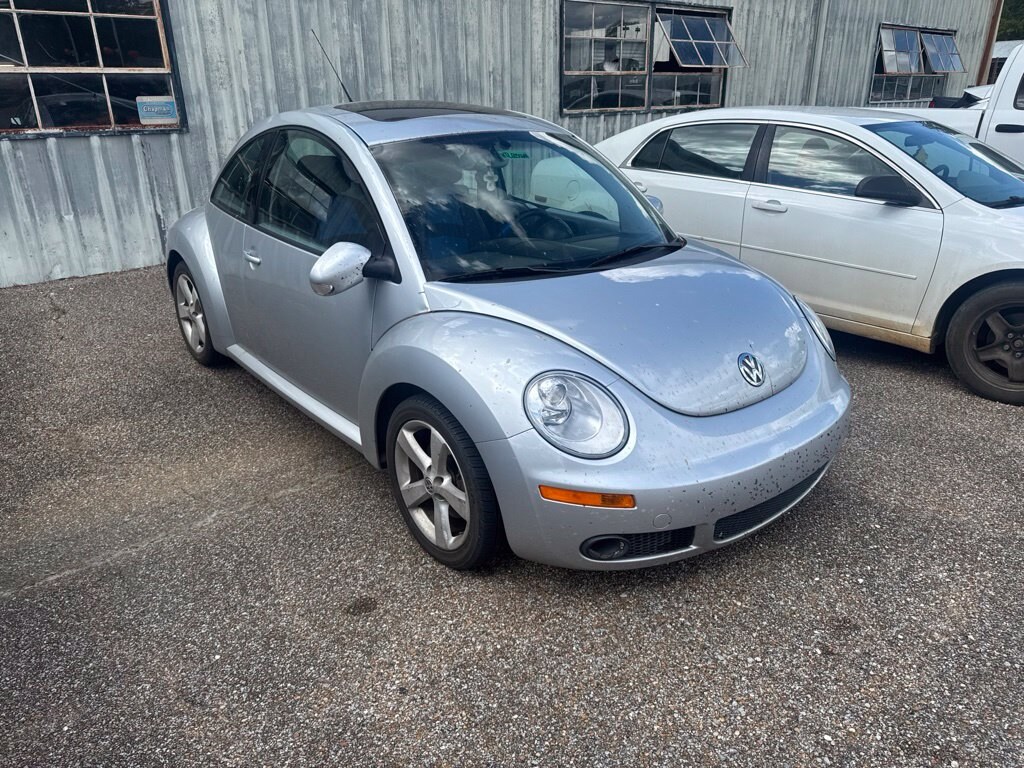 Used 2007 Volkswagen New Beetle Hatchback