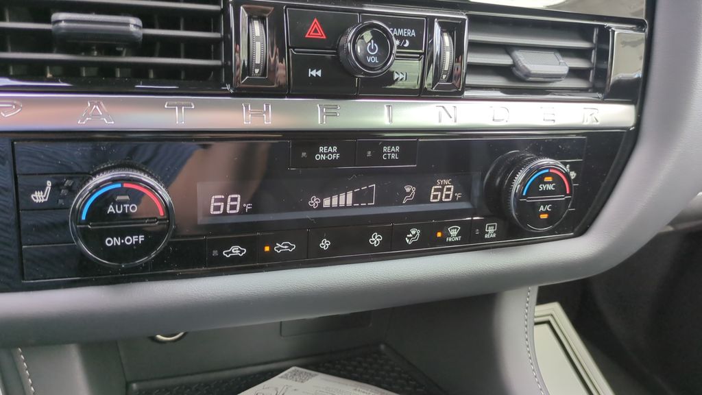 2026 Nissan Pathfinder SV - Photo 19