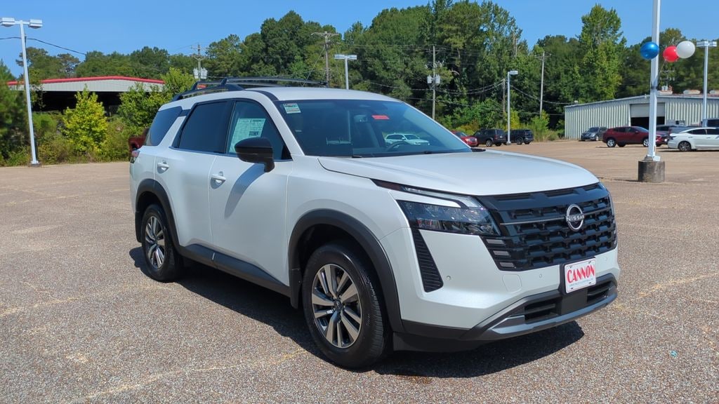 New 2026 Nissan Pathfinder SL SUV