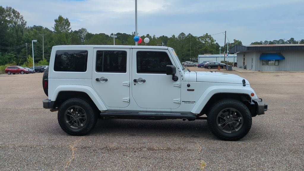 Used 2016 Jeep Wrangler Unlimited Sahara SUV