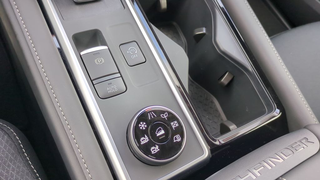 2026 Nissan Pathfinder SV - Photo 20