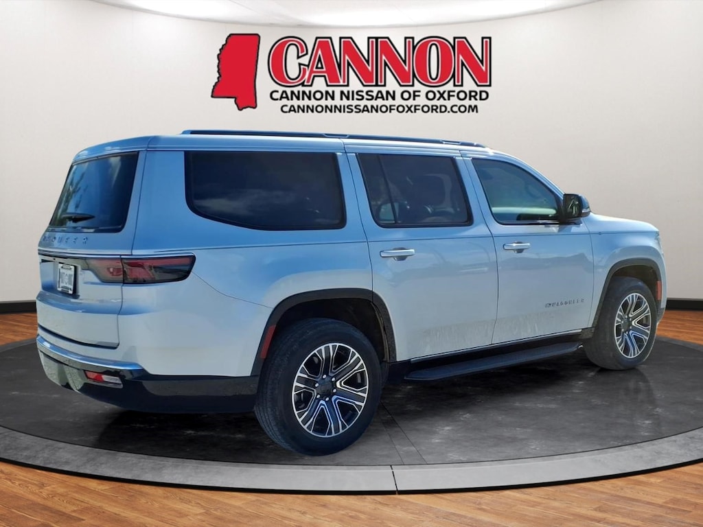Used 2024 Jeep Wagoneer Base SUV