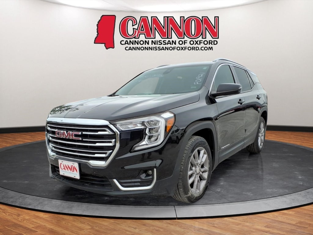 Used 2024 GMC Terrain SLT SUV