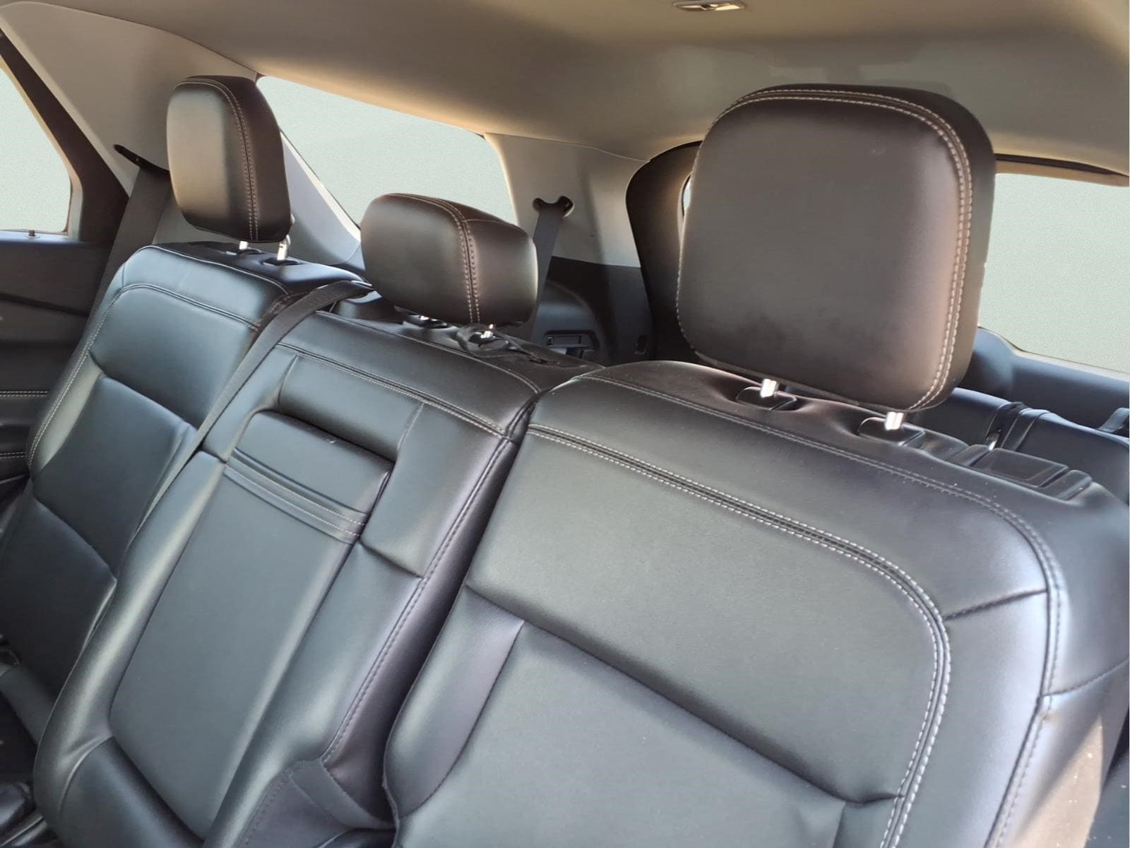 2023 Ford Explorer XLT - Photo 12