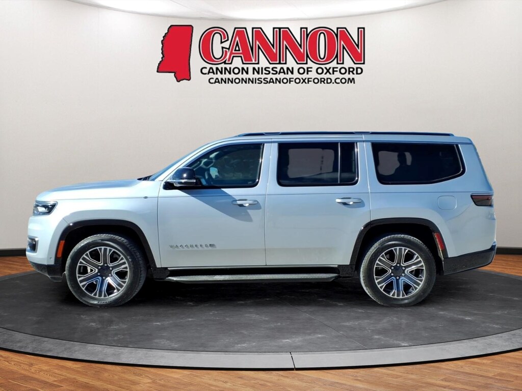 Used 2024 Jeep Wagoneer Base SUV