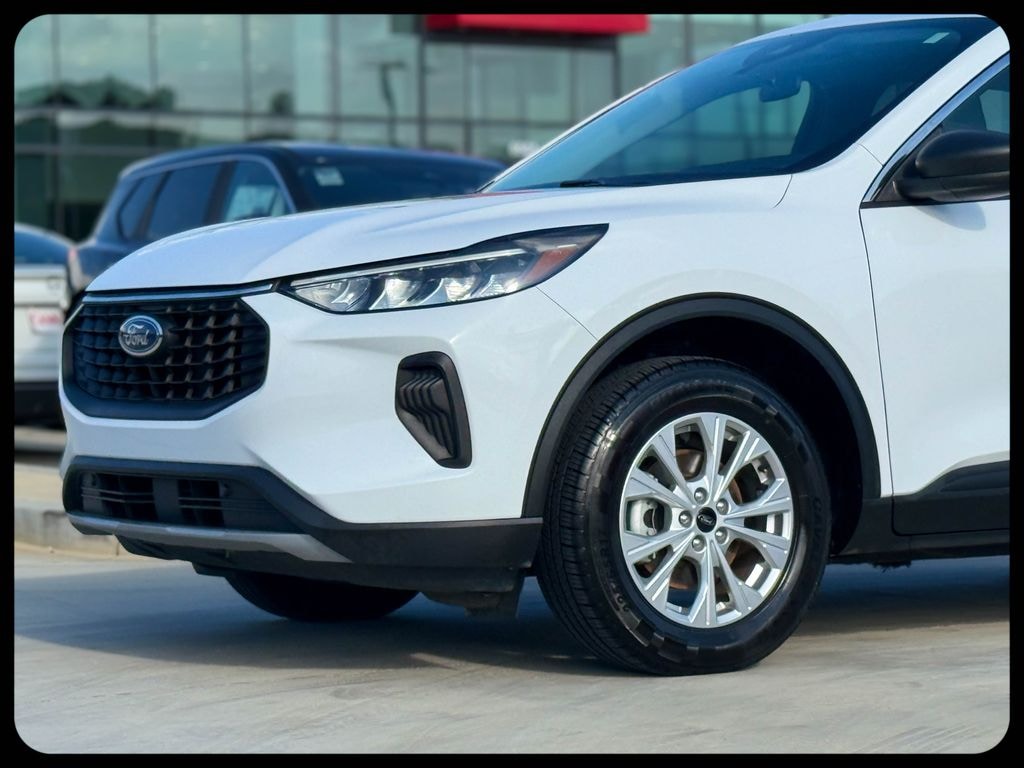 Used 2024 Ford Escape Active SUV